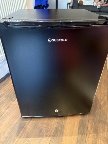 Subcold 75l table top - table,